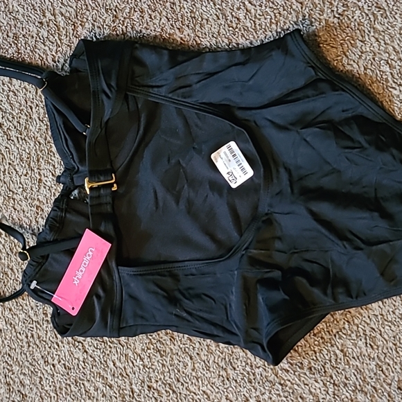 Bathing suit - Picture 3 of 3